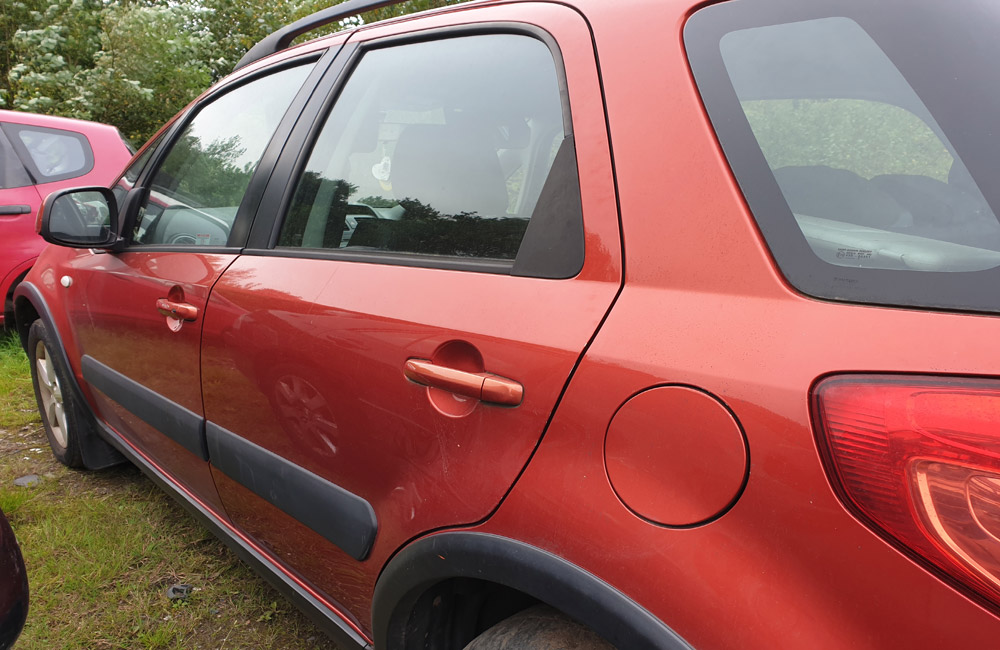 Suzuki SX4 GLX Door passenger side rear